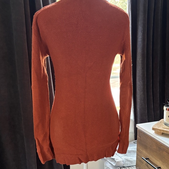 Cyrus Terracotta Long Sleeve Top - Picture 4 of 4